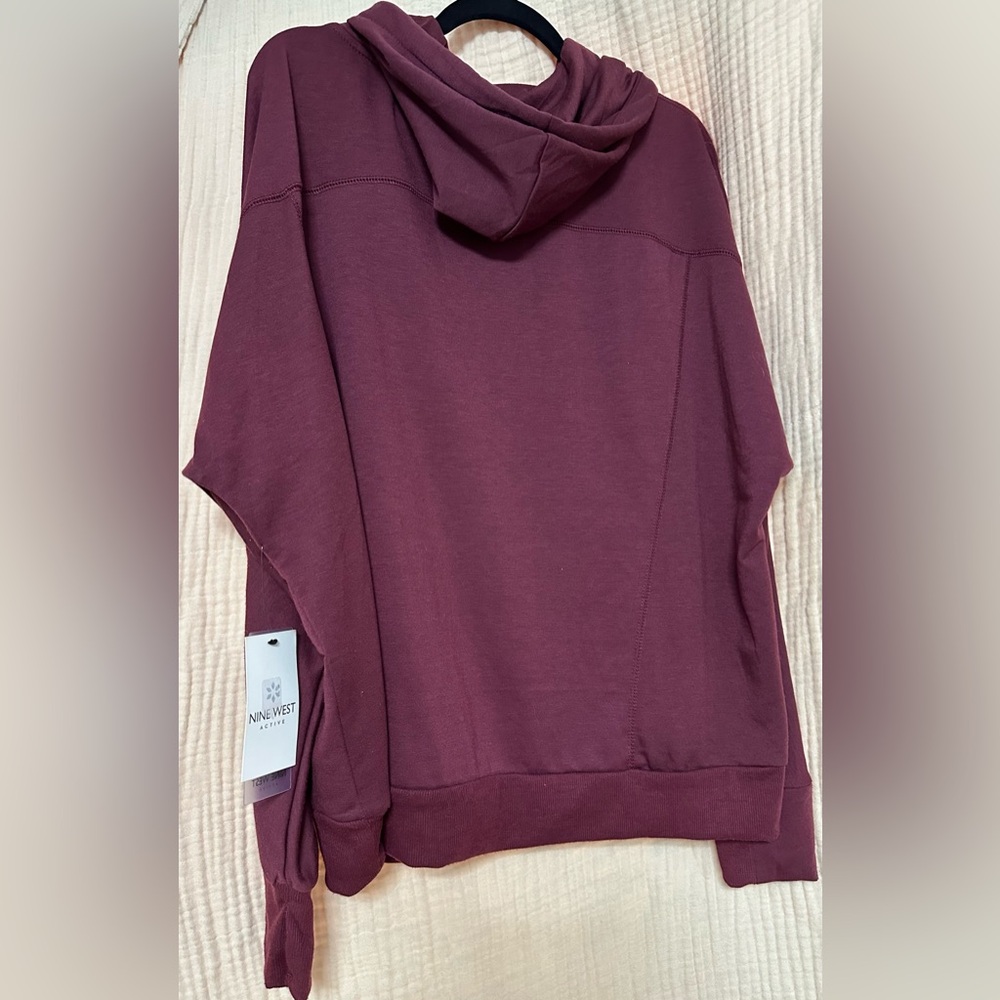Red Nine West Active sweatshirt with hood - Picture 3 of 6
